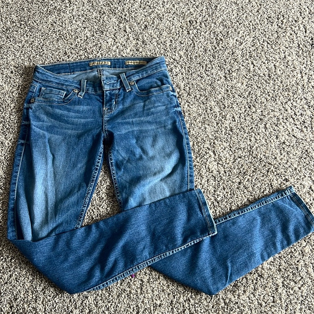 Guess power ultra skinny low rise jeans. Size 26